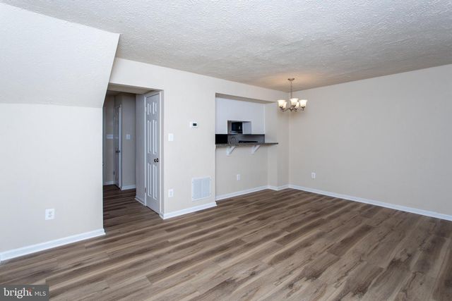 3143 HEATHCOTE RD, Waldorf, MD 20602