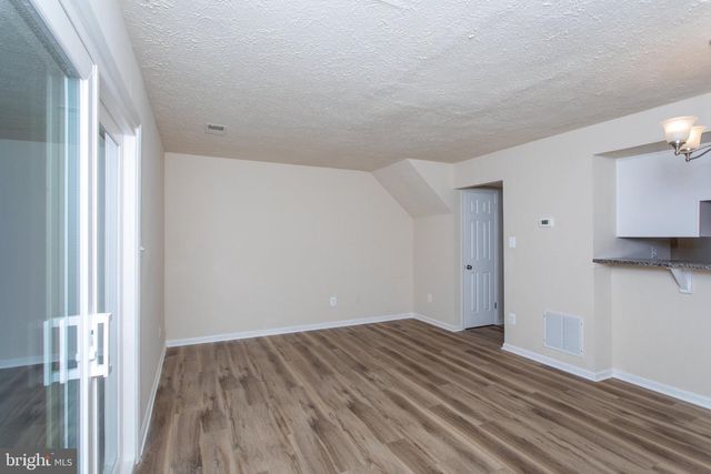 3143 HEATHCOTE RD, Waldorf, MD 20602