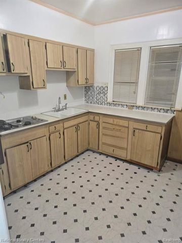 15774 Manor Street, Detroit, MI 48238