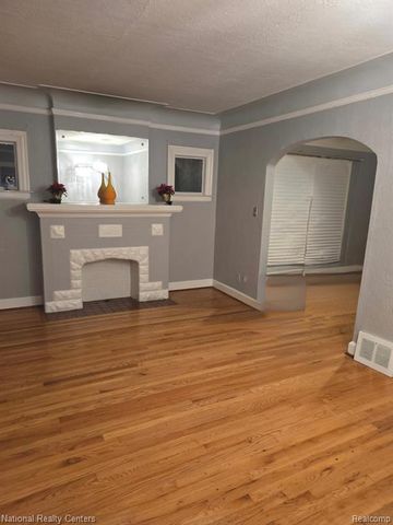 15774 Manor Street, Detroit, MI 48238