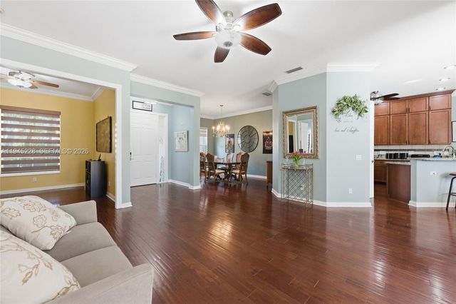 7646 Red River Rd, West Palm Beach, FL 33411