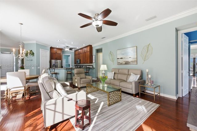 7646 Red River Rd, West Palm Beach, FL 33411