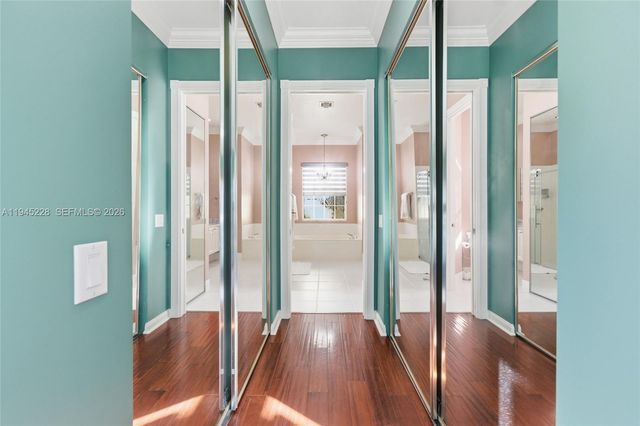 7646 Red River Rd, West Palm Beach, FL 33411