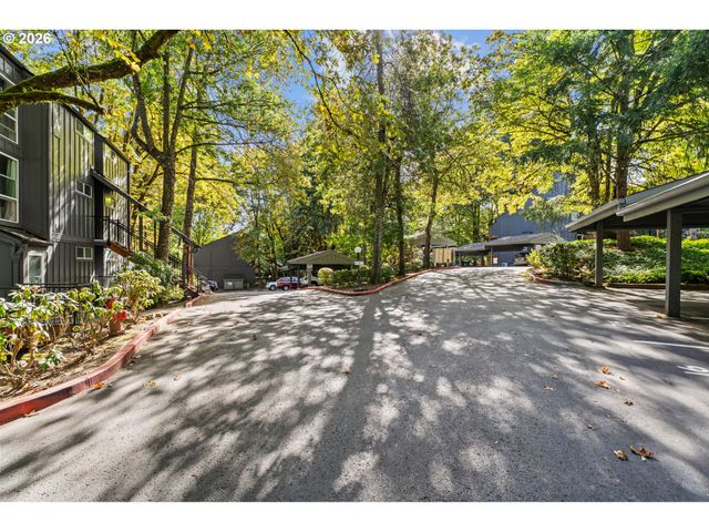 100 KERR Pkwy 6, Lake Oswego, OR 97035
