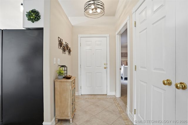 1429 W Evergreen Lane, Claremore, OK 74017