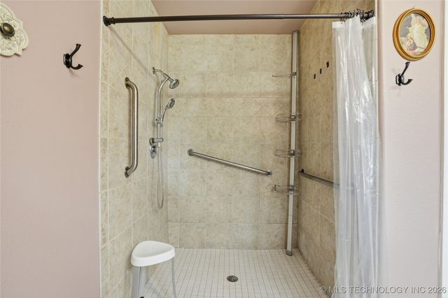 1429 W Evergreen Lane, Claremore, OK 74017