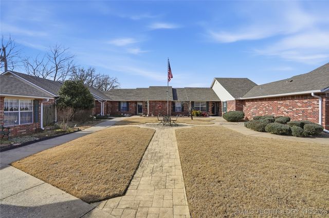1429 W Evergreen Lane, Claremore, OK 74017