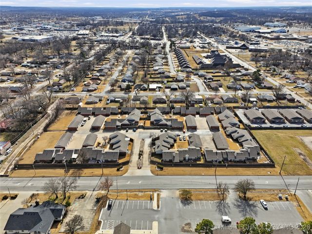 1429 W Evergreen Lane, Claremore, OK 74017