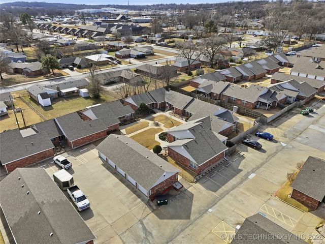 1429 W Evergreen Lane, Claremore, OK 74017