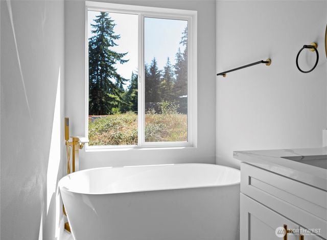 5633 Morningtown Place, Freeland, WA 98249