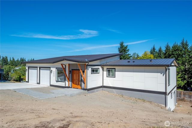 5633 Morningtown Place, Freeland, WA 98249