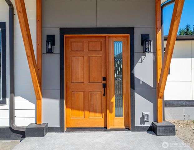 5633 Morningtown Place, Freeland, WA 98249