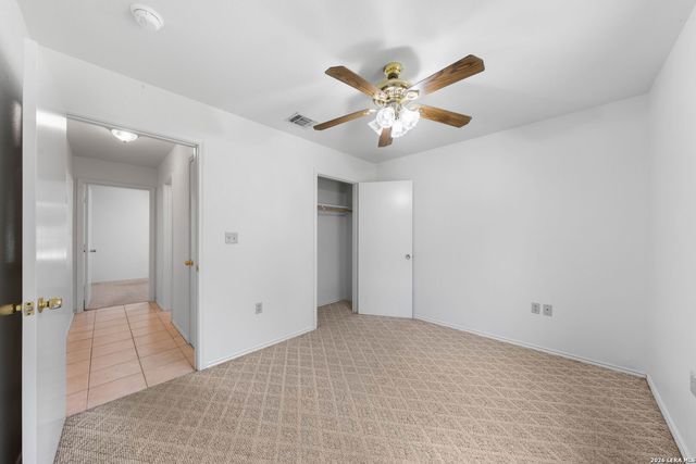 109 Windcrest, Floresville, TX 78114