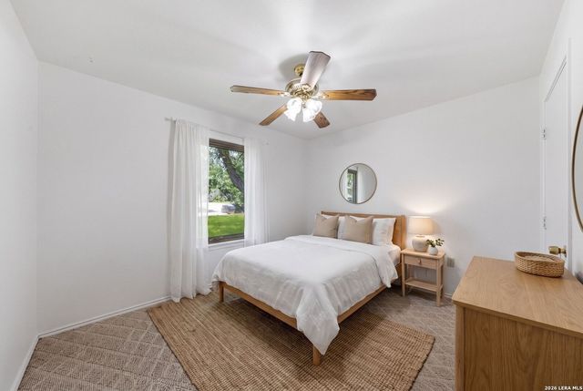 109 Windcrest, Floresville, TX 78114