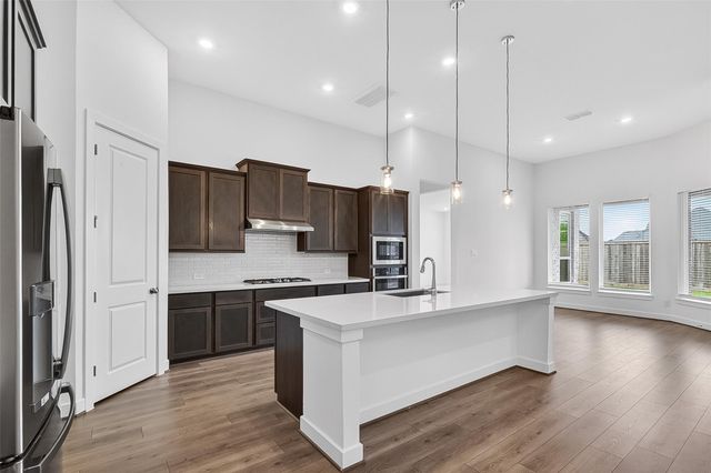 1568 River Point Drive, Friendswood, TX 77546