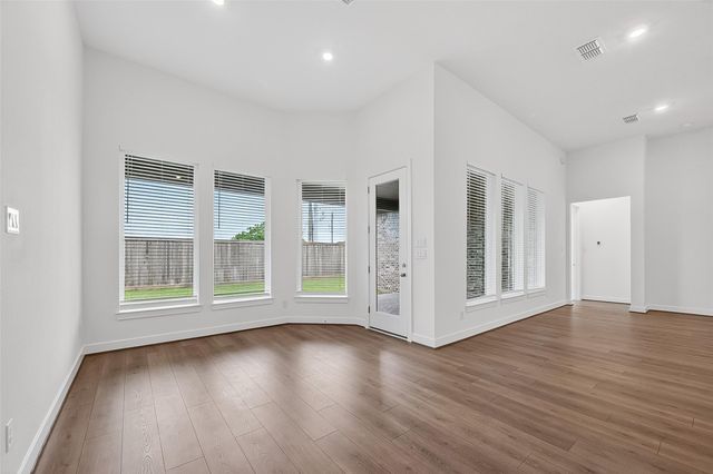 1568 River Point Drive, Friendswood, TX 77546