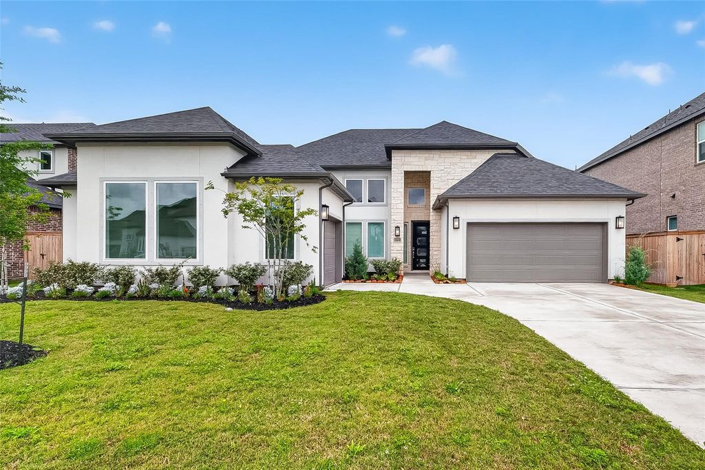 1568 River Point Drive, Friendswood, TX 77546