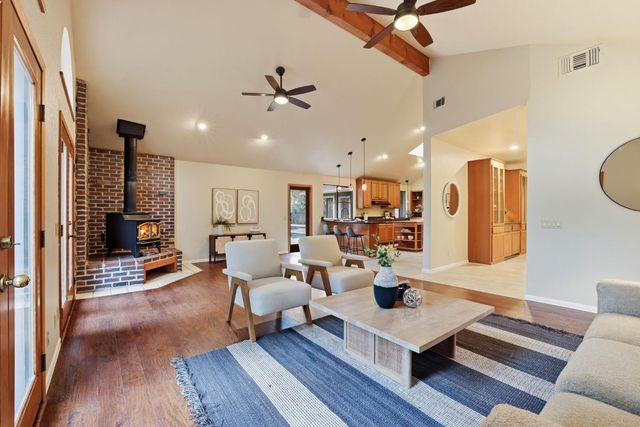 4416 Kenneth Ave, Fair Oaks, CA 95628