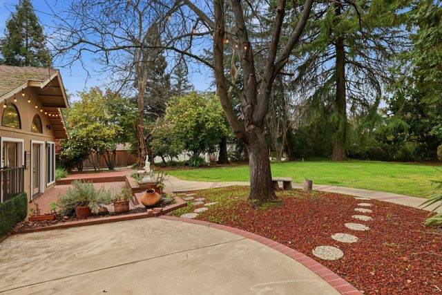 4416 Kenneth Ave, Fair Oaks, CA 95628