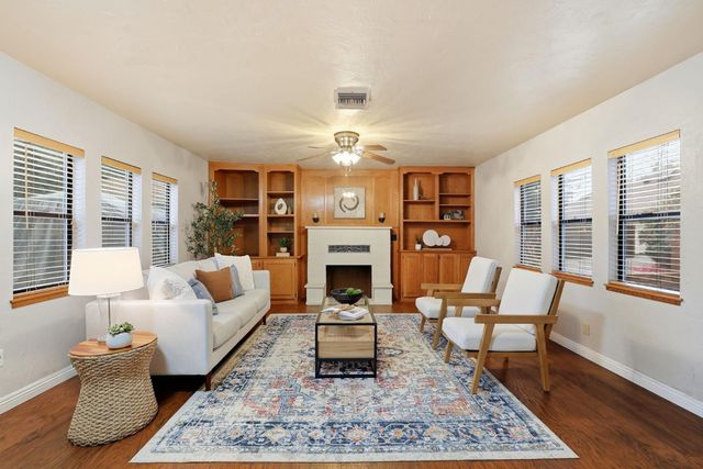 4416 Kenneth Ave, Fair Oaks, CA 95628