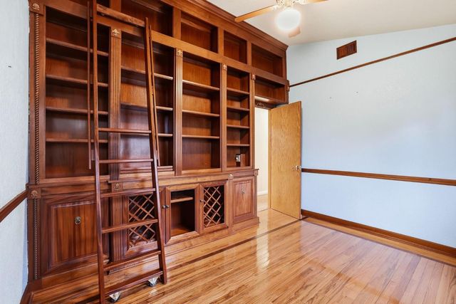 4416 Kenneth Ave, Fair Oaks, CA 95628