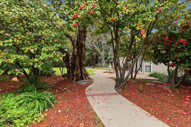 4416 Kenneth Ave, Fair Oaks, CA 95628