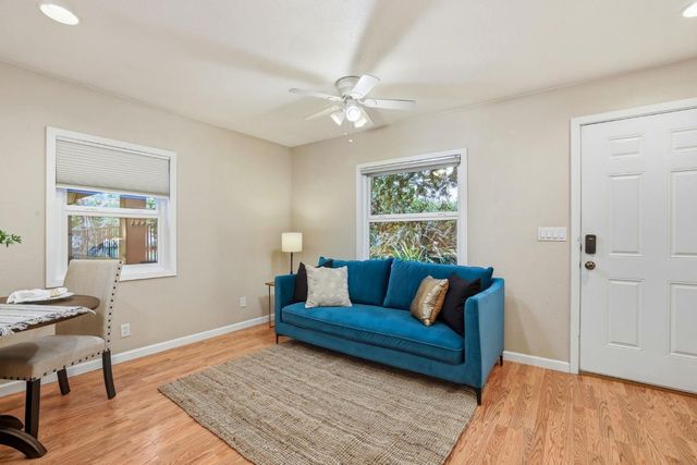 4416 Kenneth Ave, Fair Oaks, CA 95628