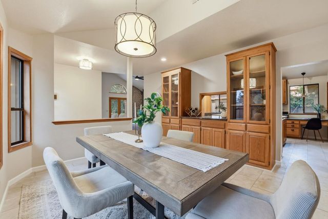 4416 Kenneth Ave, Fair Oaks, CA 95628