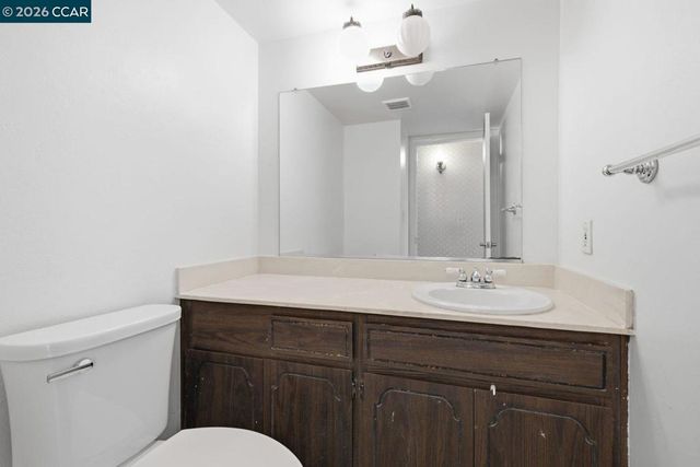 565 Mt Dell Dr, Clayton, CA 94517