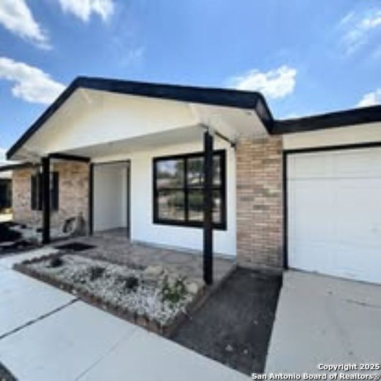 8610 bravo valley, San Antonio, TX 78227