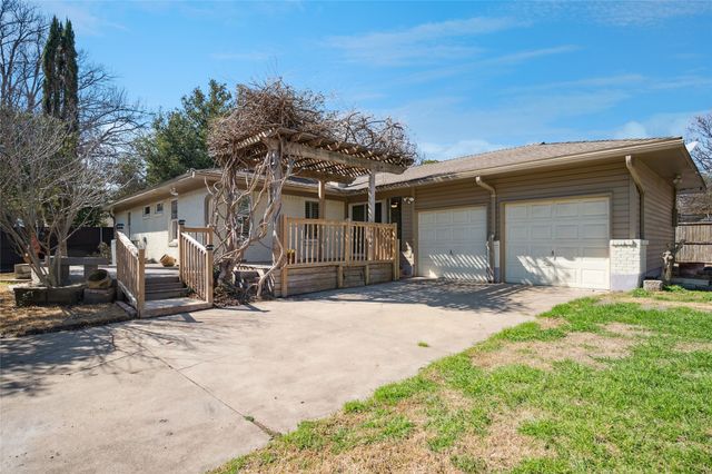 7135 Clemson Drive, Dallas, TX 75214