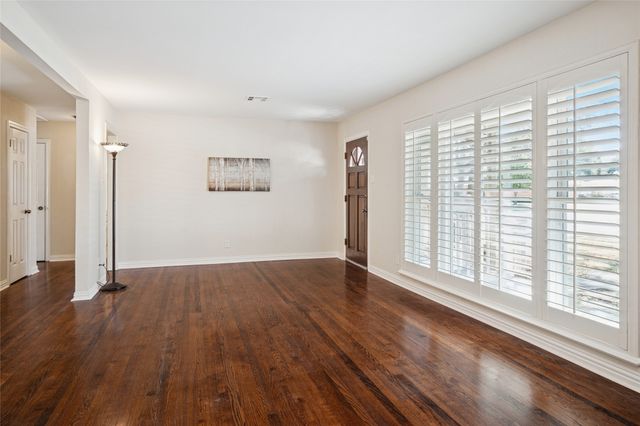 7135 Clemson Drive, Dallas, TX 75214