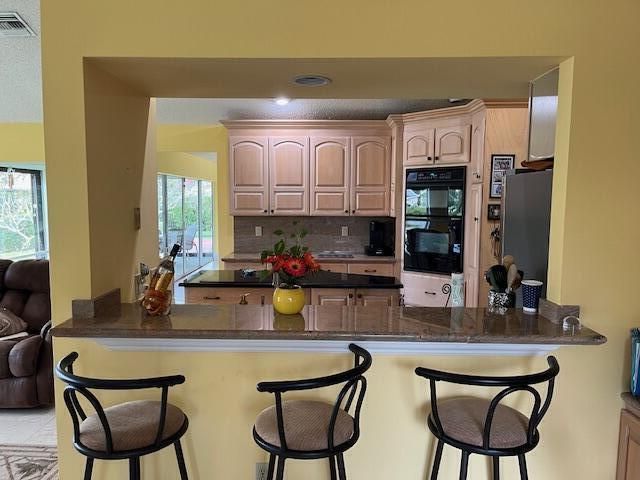 10691 SE Jupiter Narrows Drive, Hobe Sound, FL 33455