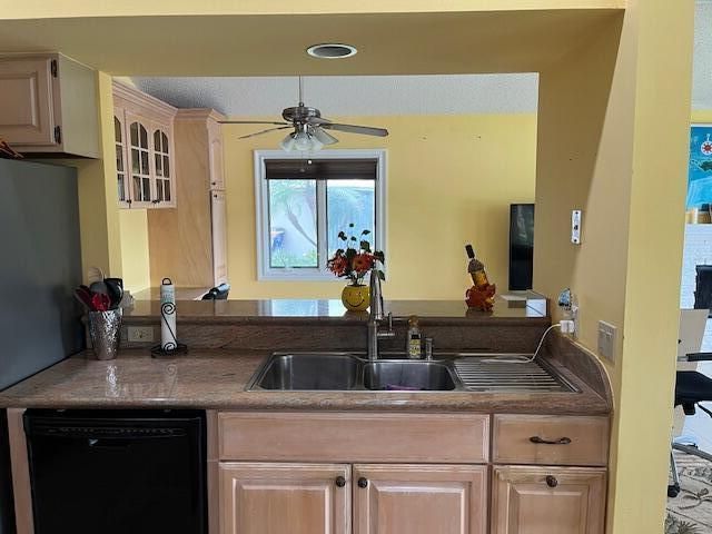 10691 SE Jupiter Narrows Drive, Hobe Sound, FL 33455