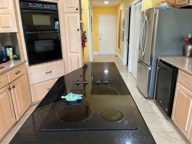 10691 SE Jupiter Narrows Drive, Hobe Sound, FL 33455