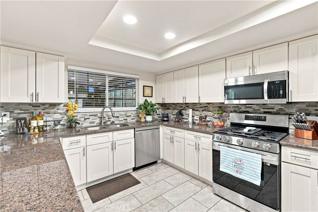 5976 Robinson Avenue, Riverside, CA 92503