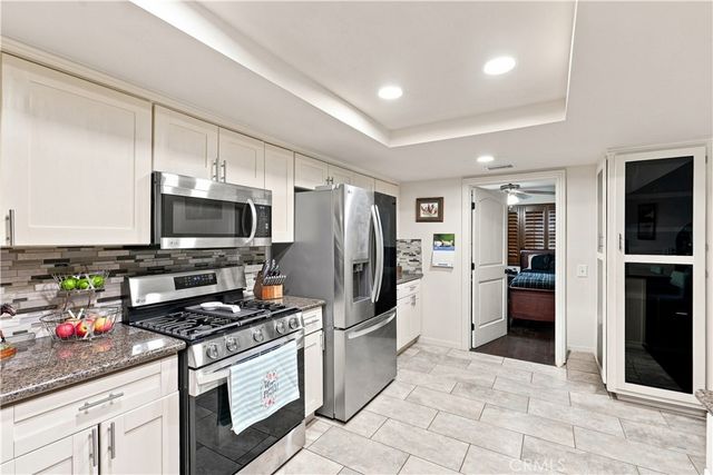 5976 Robinson Avenue, Riverside, CA 92503