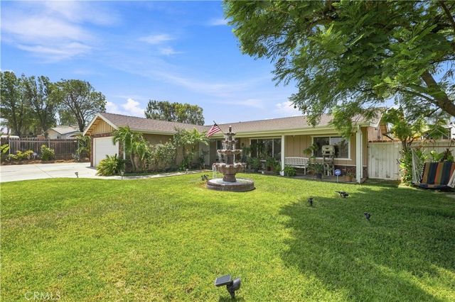 5976 Robinson Avenue, Riverside, CA 92503