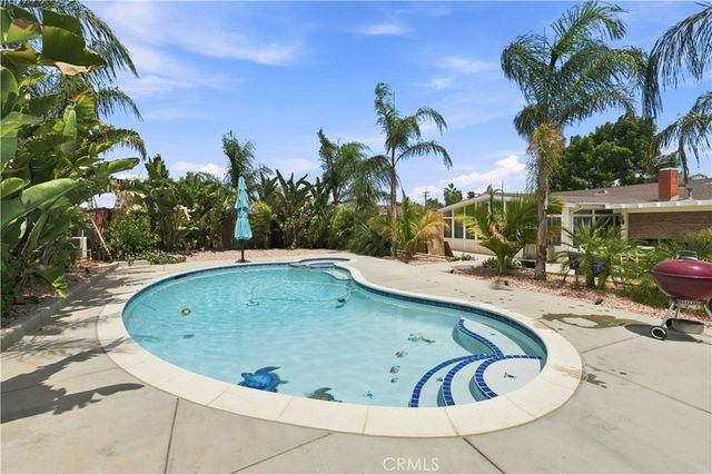 5976 Robinson Avenue, Riverside, CA 92503