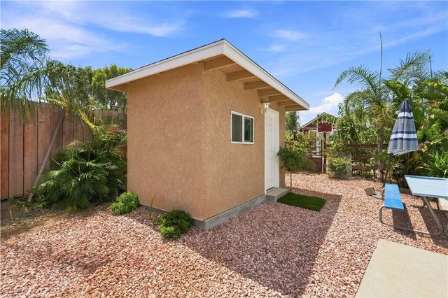 5976 Robinson Avenue, Riverside, CA 92503