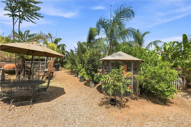 5976 Robinson Avenue, Riverside, CA 92503