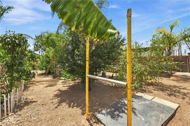 5976 Robinson Avenue, Riverside, CA 92503