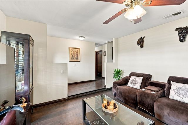 5976 Robinson Avenue, Riverside, CA 92503