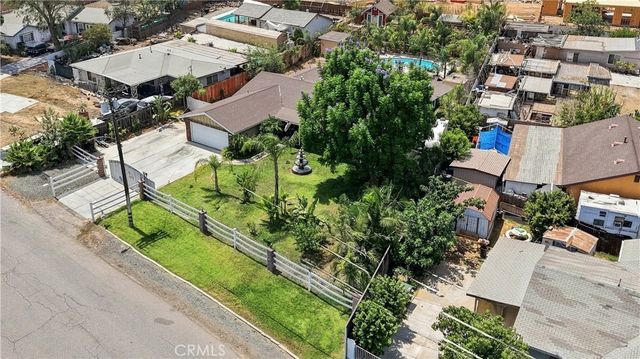5976 Robinson Avenue, Riverside, CA 92503