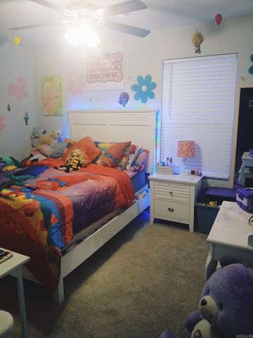 5096 Red Fox Trl, Bauxite, AR 72011