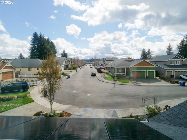 609 Ne MEGAN Dr, Estacada, OR 97023