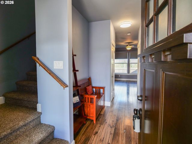 609 Ne MEGAN Dr, Estacada, OR 97023