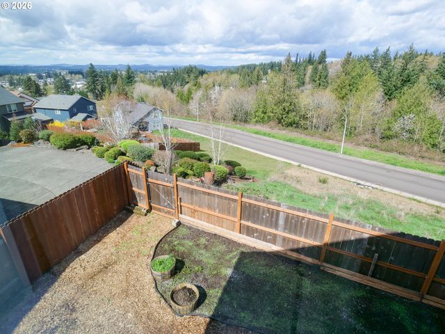 609 Ne MEGAN Dr, Estacada, OR 97023