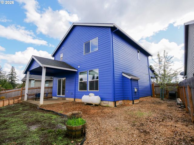 609 Ne MEGAN Dr, Estacada, OR 97023