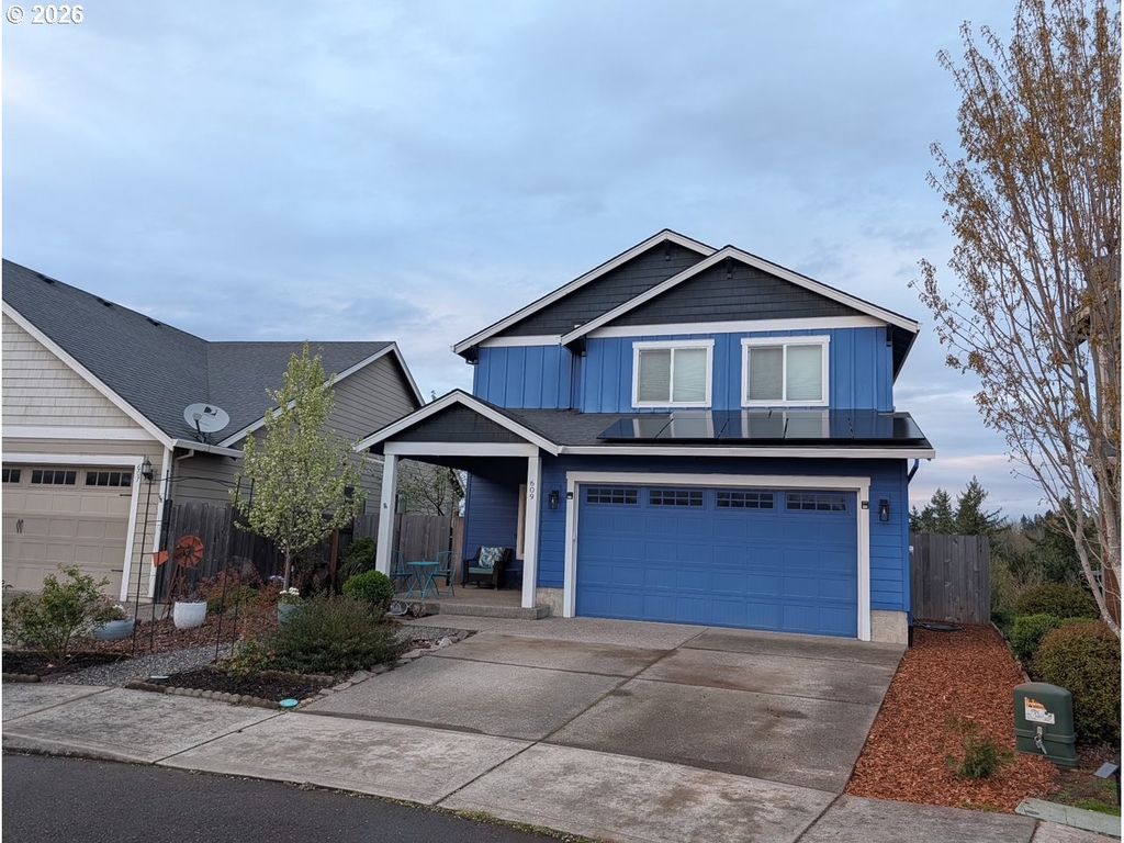 609 Ne MEGAN Dr, Estacada, OR 97023